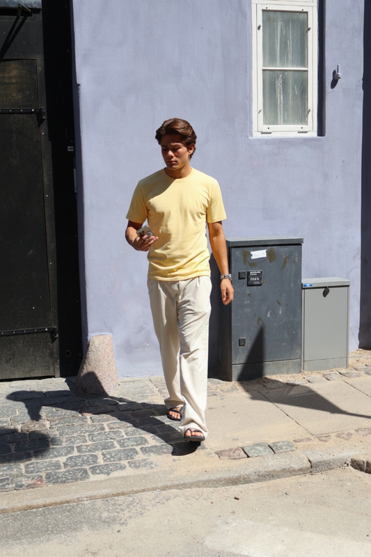 Lifestyle gul tee